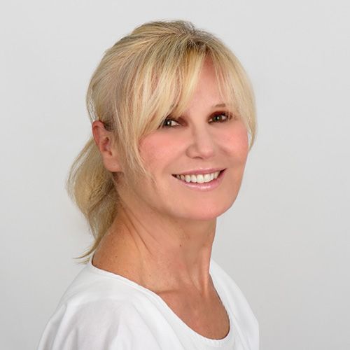 Angela Rossi's Instagram, Twitter & Facebook on IDCrawl
