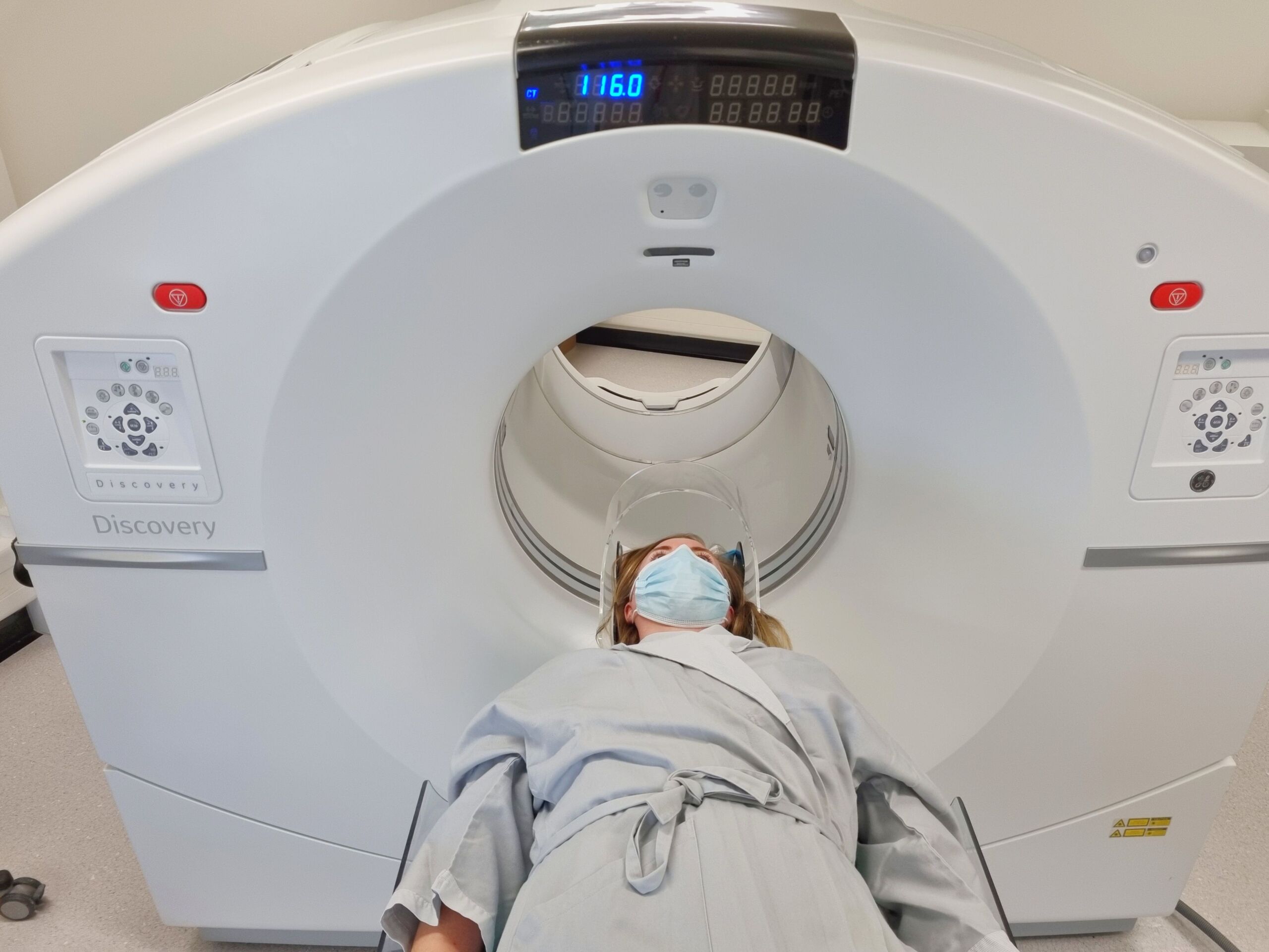 World's first digital 6-ring PET/CT scanner installed at the Department of Nuclear Medicine of the University Hospital of – USZ