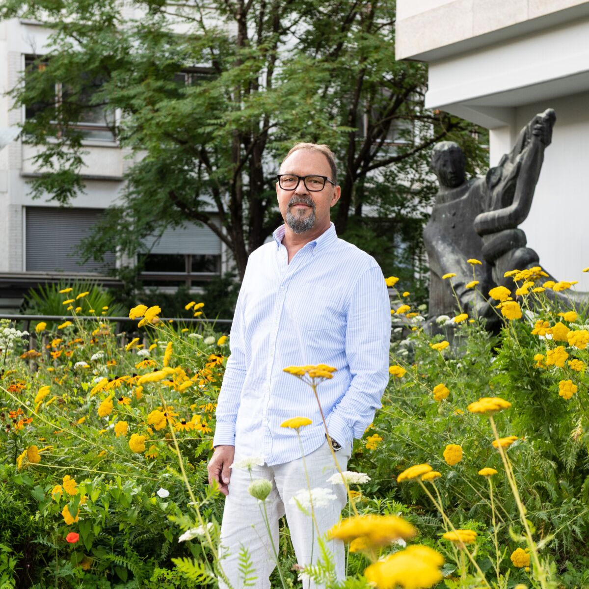 Paul Bleuler blickt in die Kamera