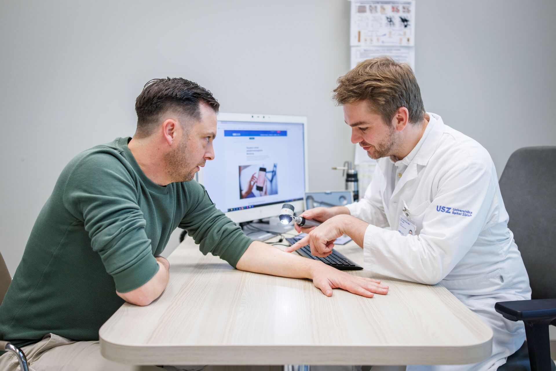 Patient und Arzt im Gespräch