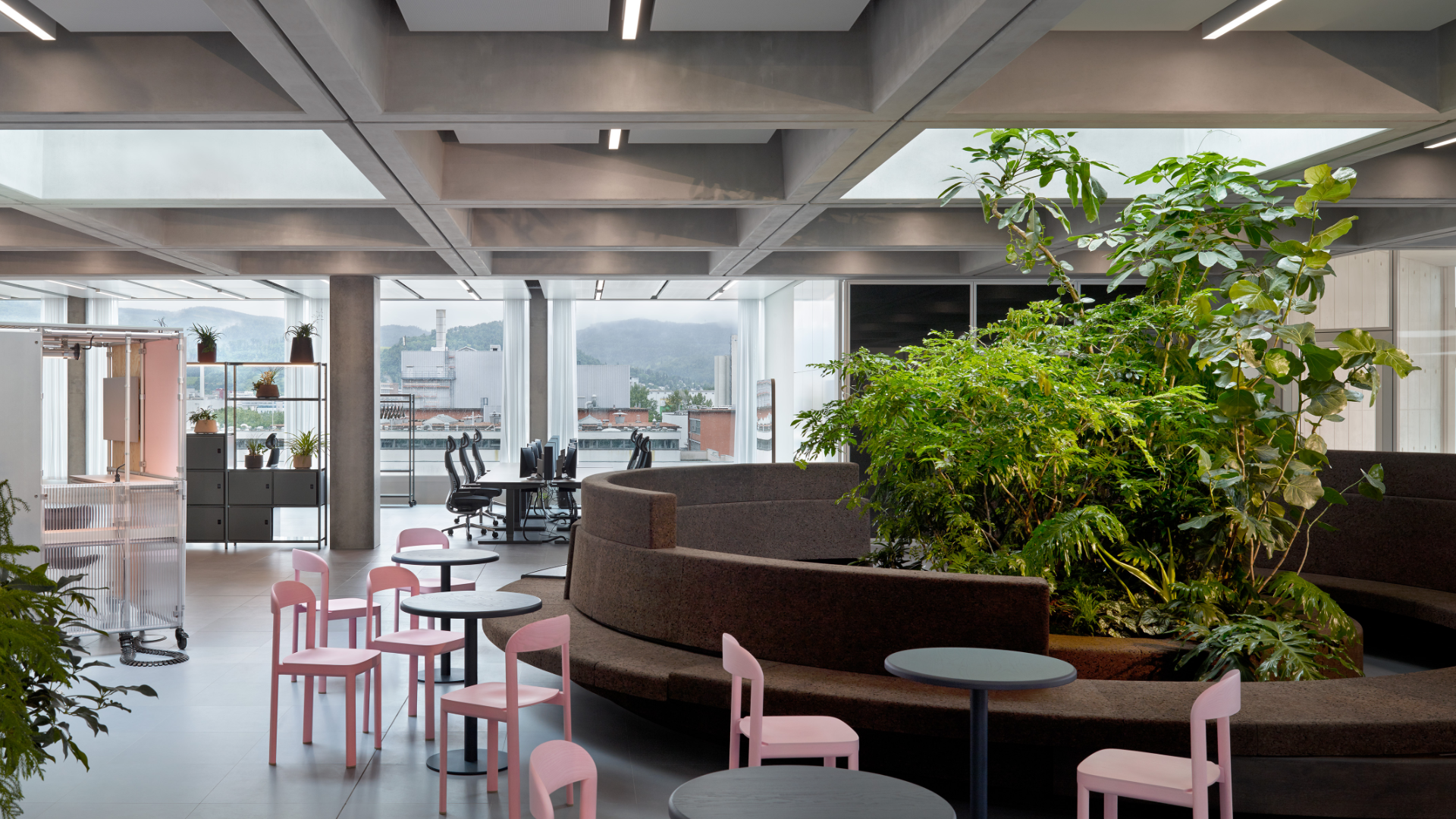 Roche Multifunctional Workspace Building